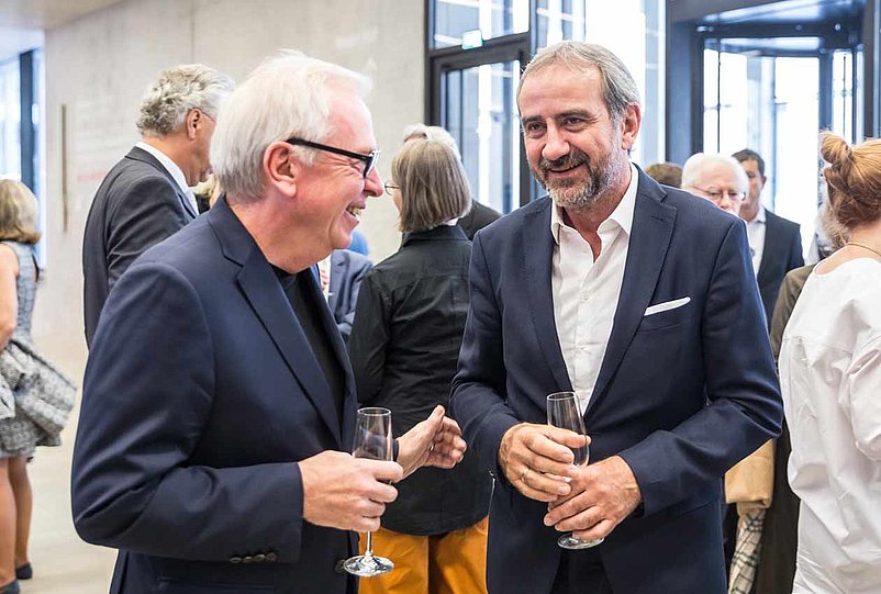 Hermann Parzinger im Gespräch mit David Chipperfield (öffnet Vergrößerung des Bildes)