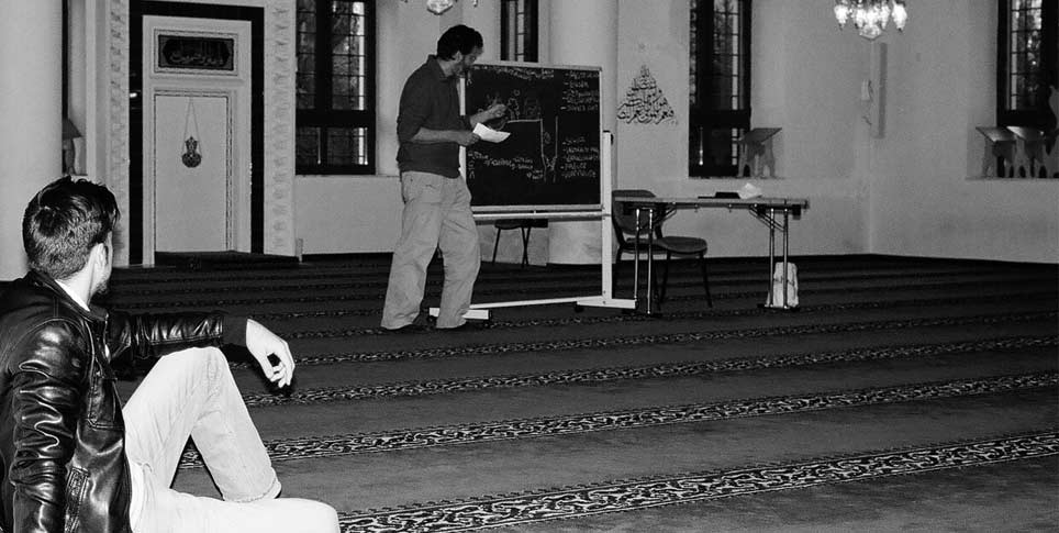 Koranunterricht auf Deutsch in der Şehitlik-Moschee in Berlin