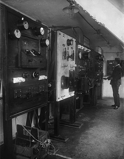 Rundfunk im Vox-Haus (1923) (öffnet Vergrößerung des Bildes)