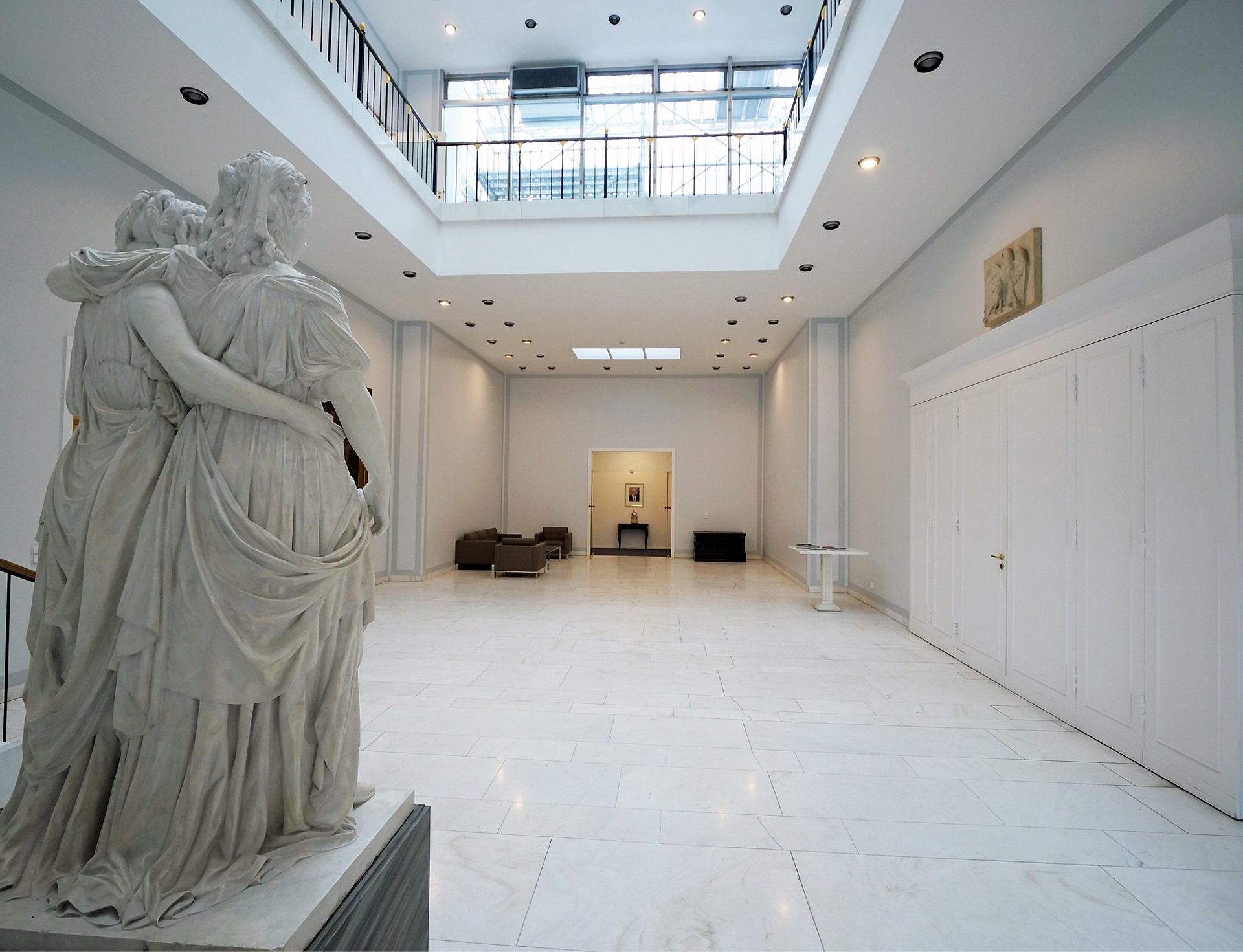 Foyer der Villa von der Heydt