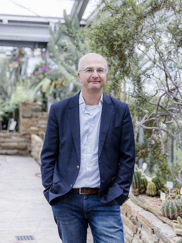 Thomas Borsch, Direktor des Botanischen Gartens und Botanischen Museums Berlin. Foto: Paula Winkler