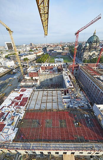 Blick auf eine Baustelle aus der Vogelperspektive (öffnet Vergrößerung des Bildes)