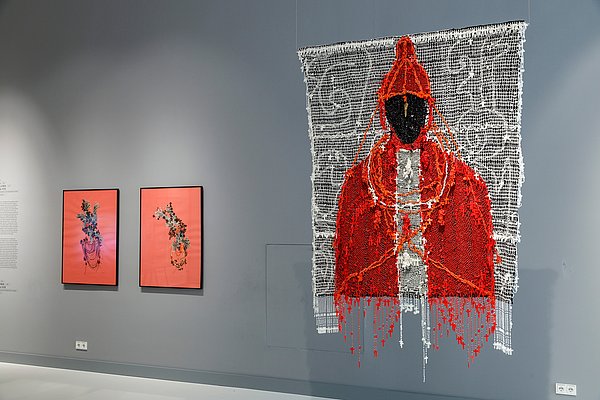 Blick in die Benin-Ausstellung im Ethnologischen Museum Blick in die Benin-Ausstellung im Ethnologischen Museum