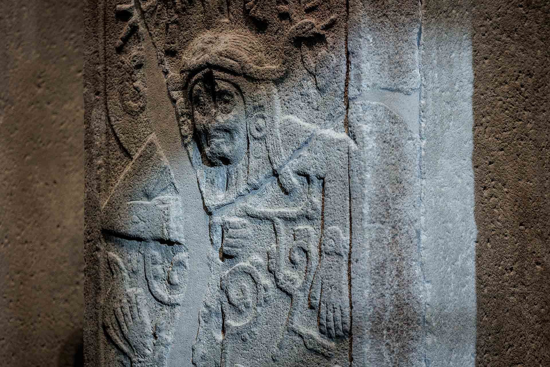 Detail einer Stele