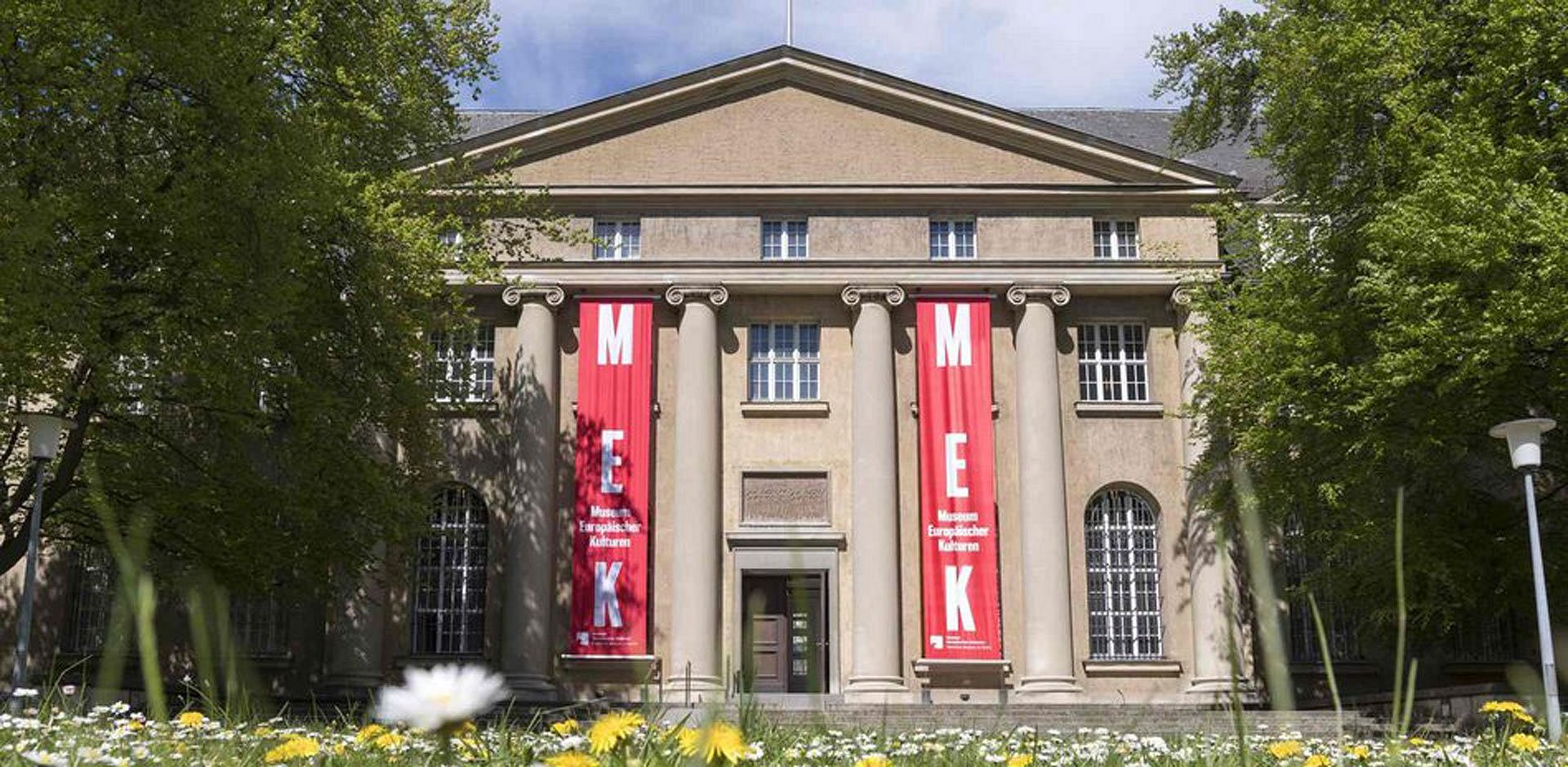 Imposantes Museumsgebäude