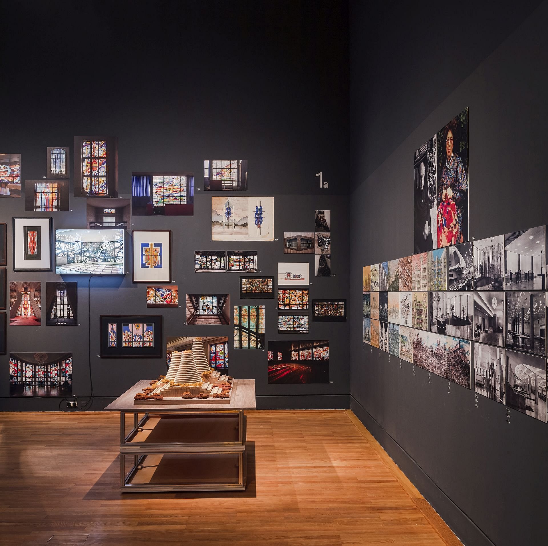 Ausstellungsansicht im Kunstgewerbemuseum