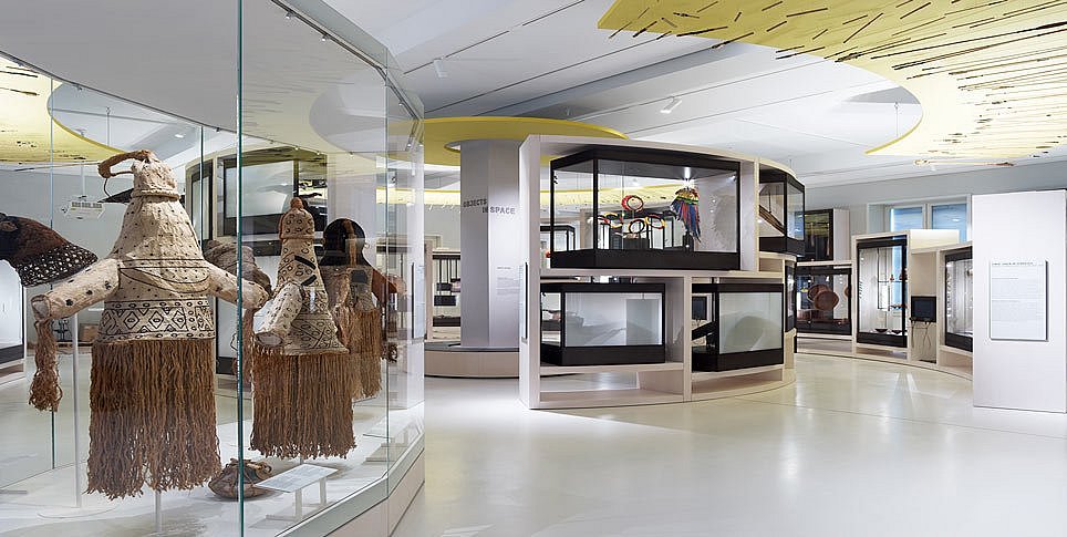 Blick in einen modernen Ausstellungsraum