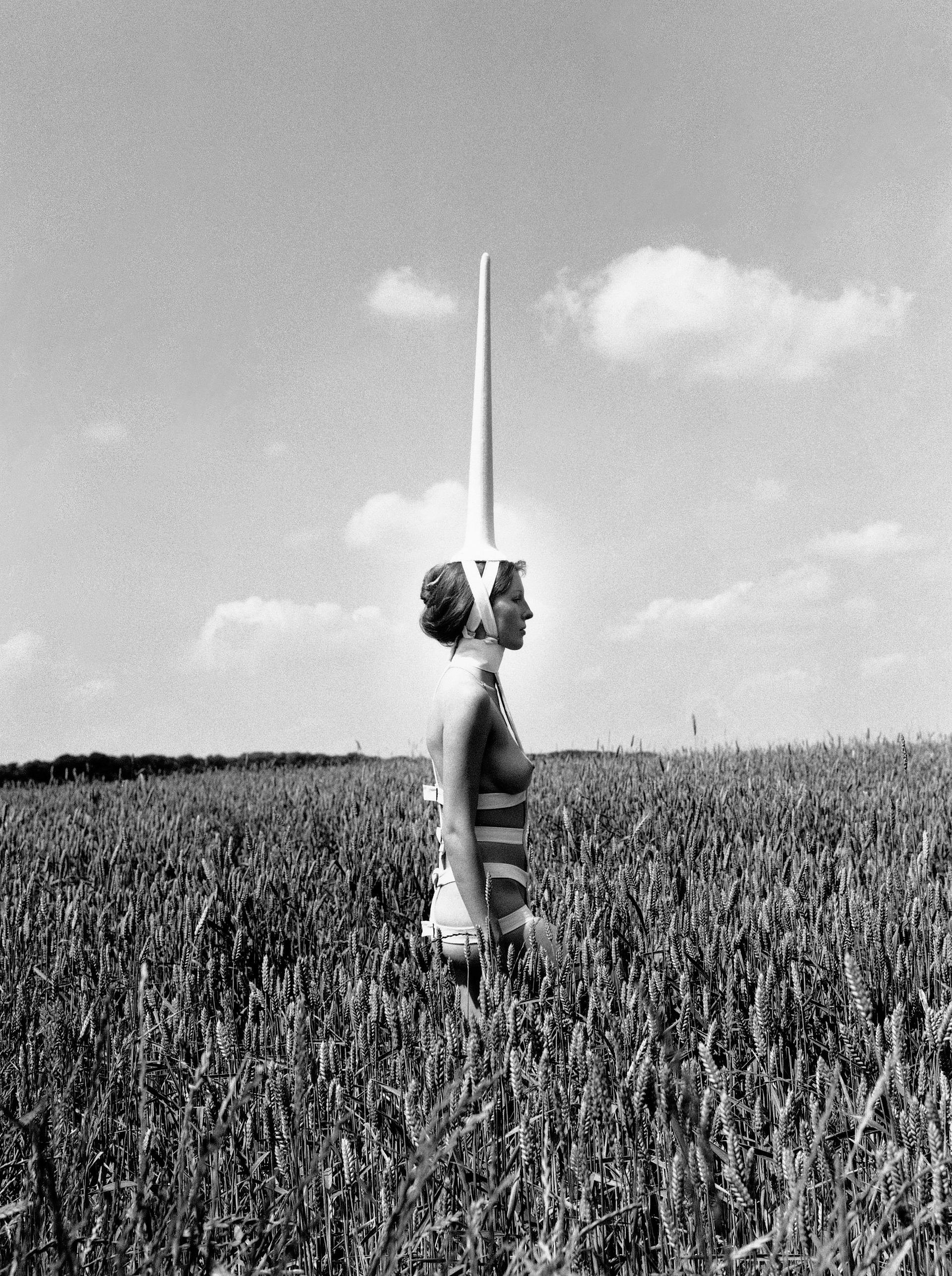 Rebecca Horn: „Einhorn“, 1970-72 