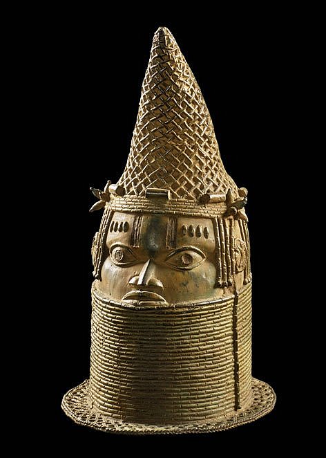 Bronzefigur eines Kopfes