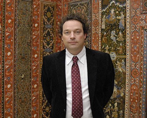 Prof. Dr. Stefan Weber, Direktor des Museums für Islamische Kunst der Staatlichen Museen zu Berlin, im Aleppo-Zimmer