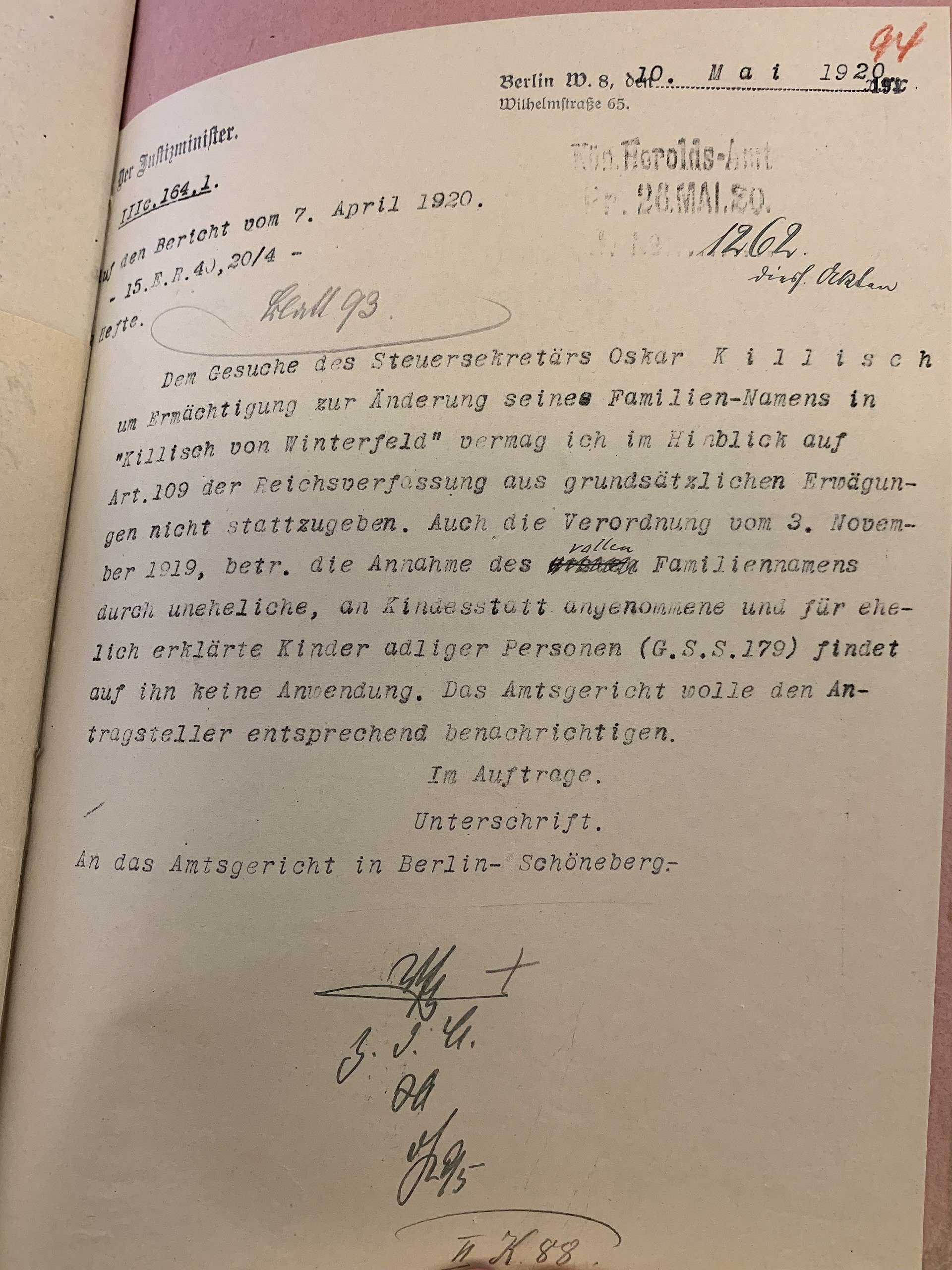 Brief, abgeheftet auf altem Papier