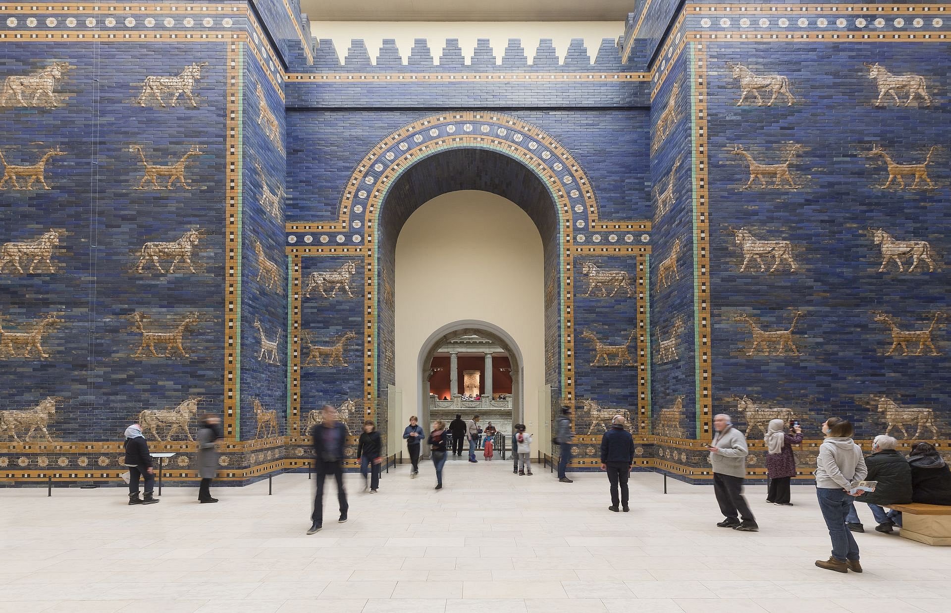 Ausstellungsansicht des Ishtar-Tors
