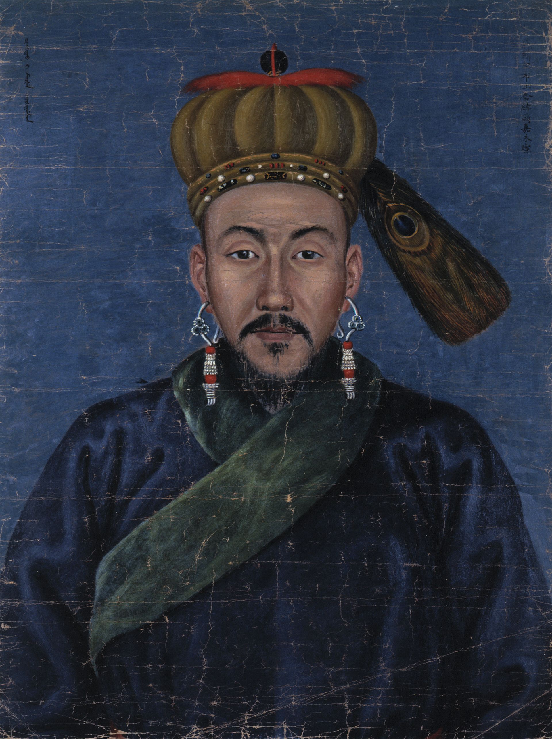 Porträt eines asiatischen Mannes in Kleidern des 18. Jahrhunderts vor blauem Hintergrund. 