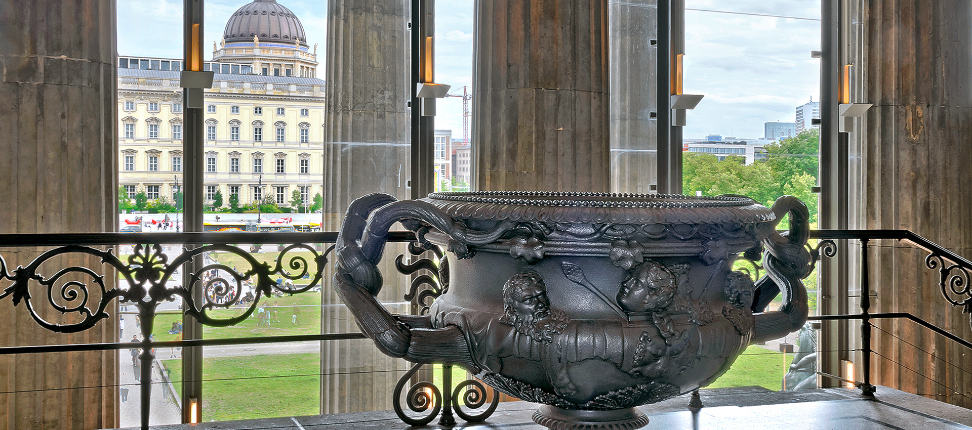 Vase in einem Museum